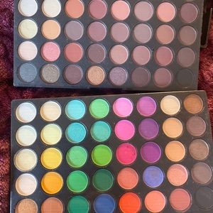 Make up eyeshadow palette each 7 dollars